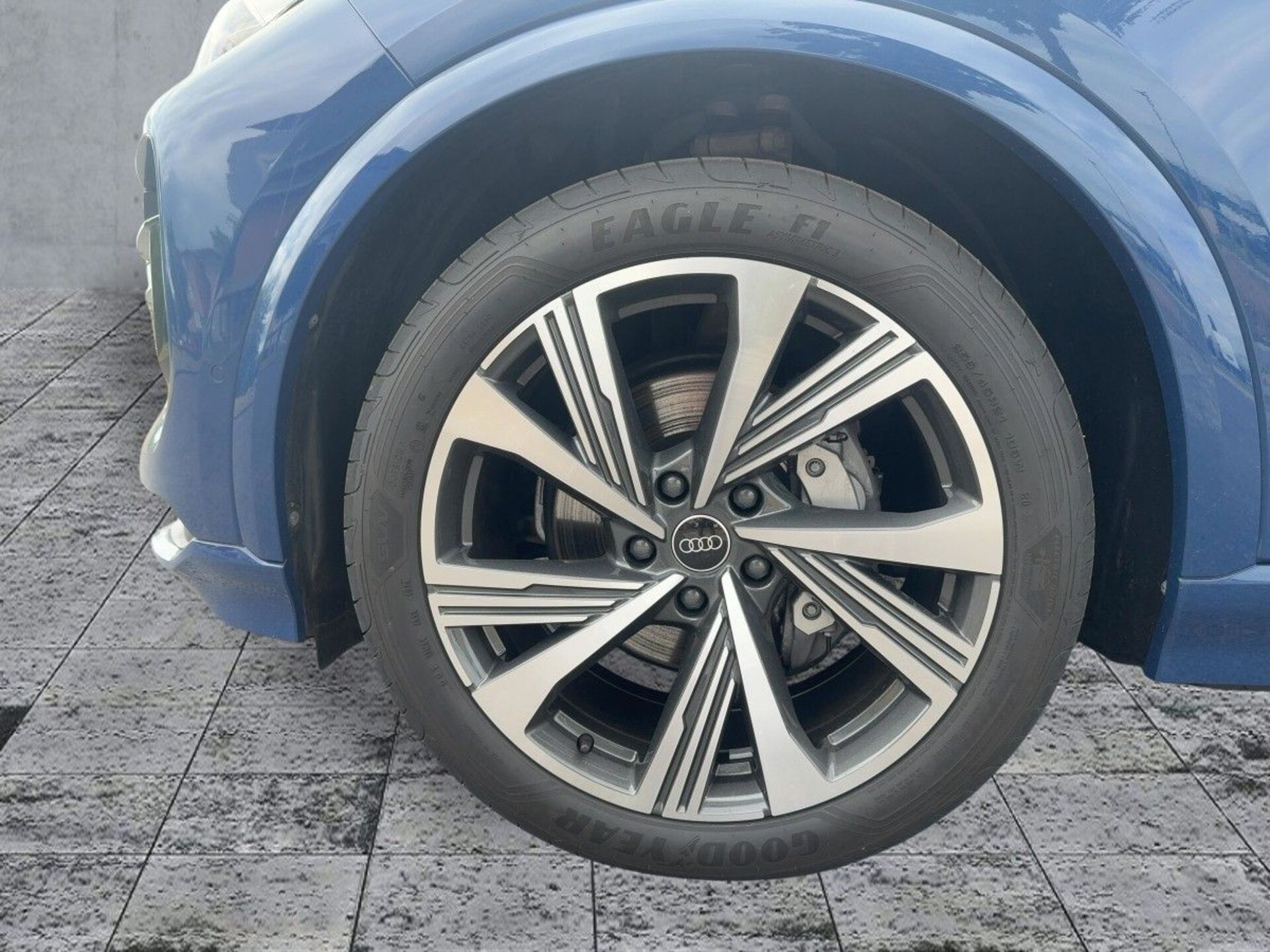 Audi Q6 SUV e-tron