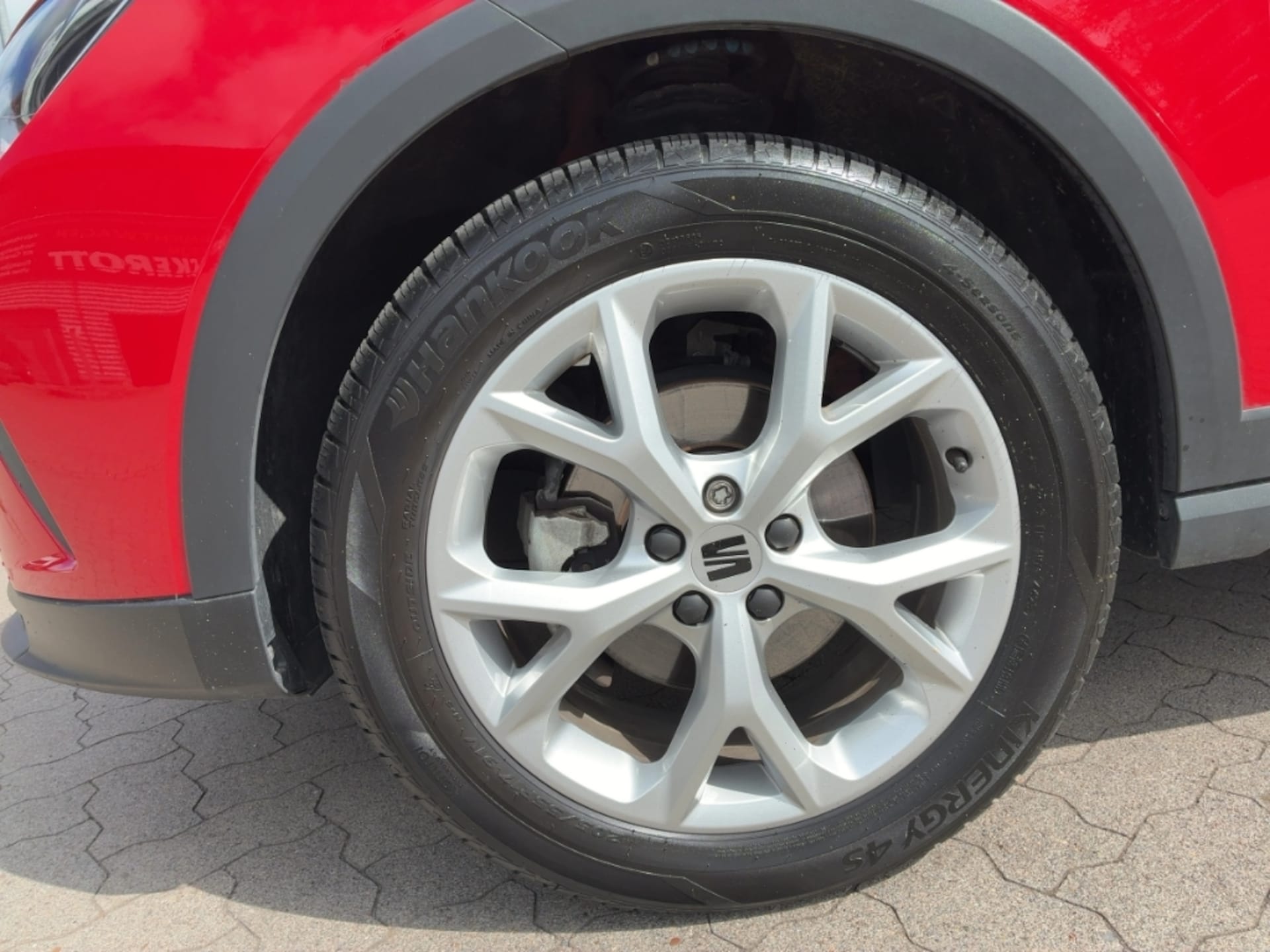 SEAT Arona FR