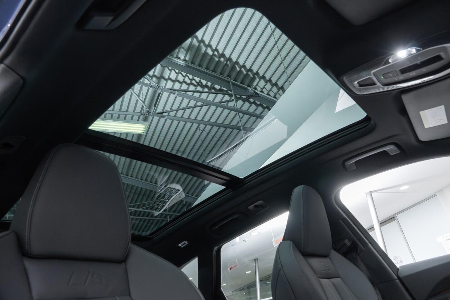 Image about Audi Q5 SUV TDI quattro 150 kW sport