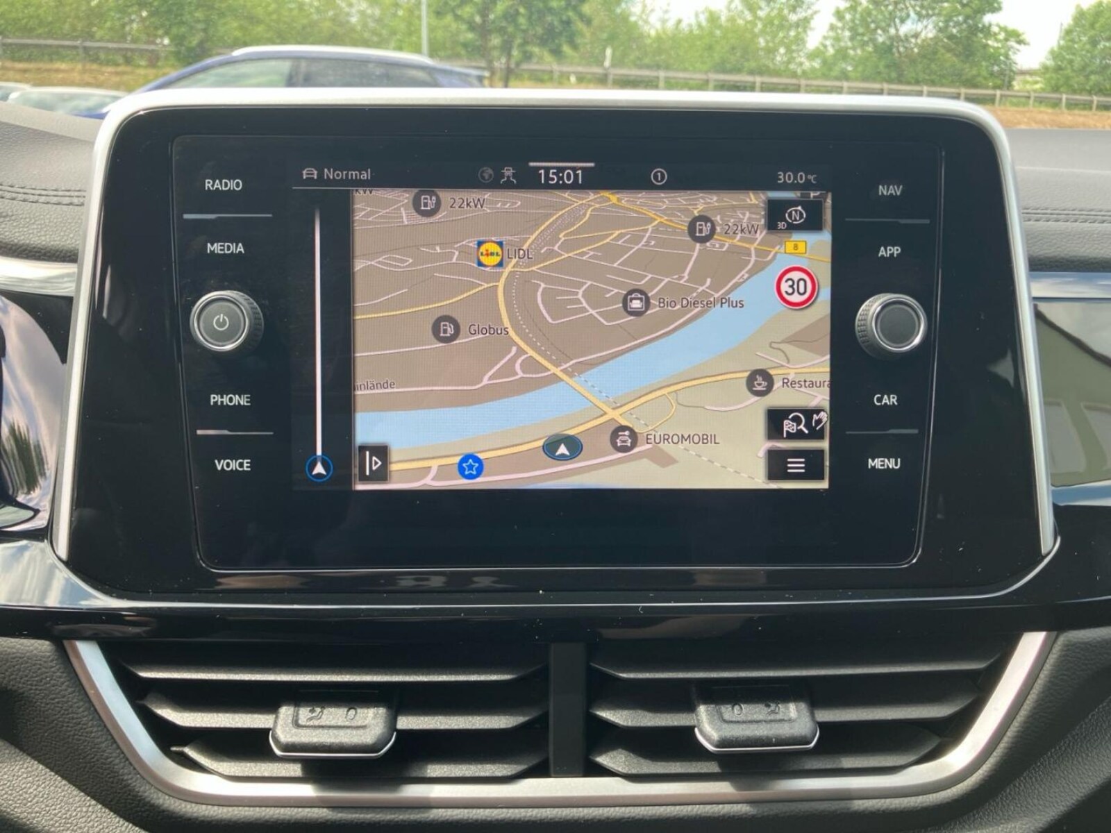 Volkswagen T-Roc – Bild 13
