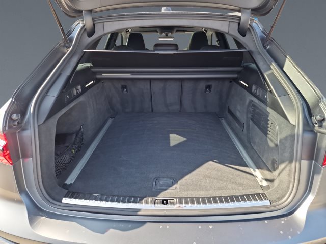 Image about Audi RS 6 Avant performance TFSI quattro tiptronic
