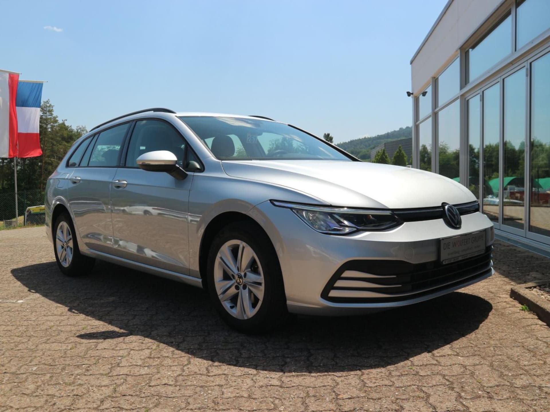 Volkswagen Golf Variant Life