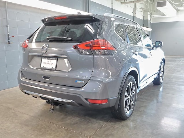 2017 Nissan