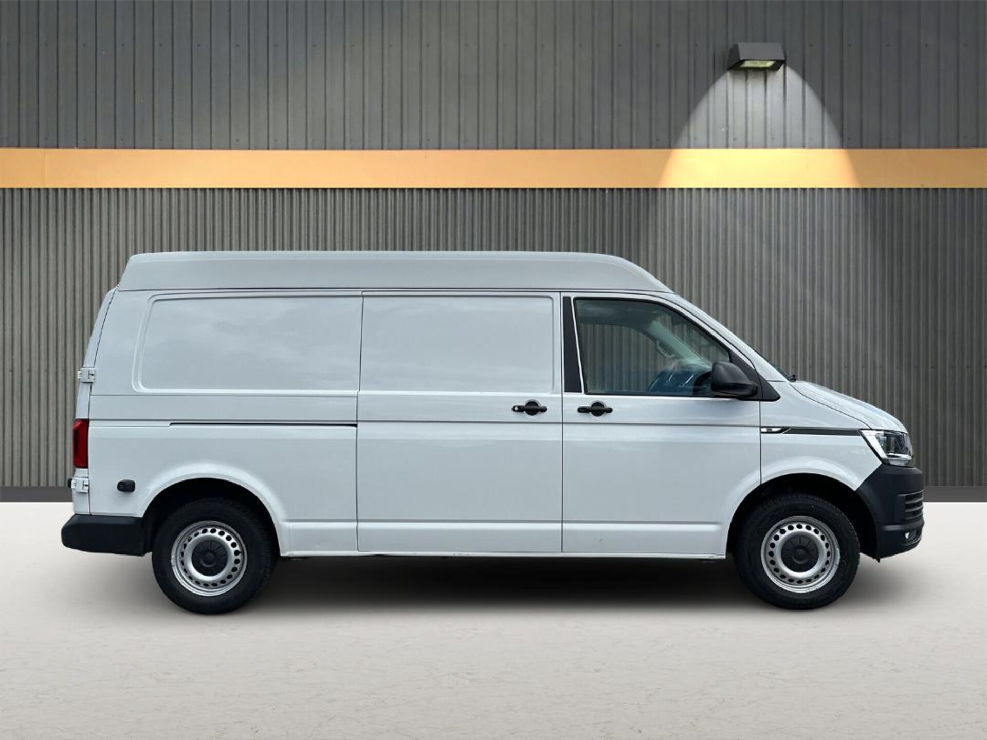 Volkswagen T6 Transporter Kasten langer Radstand