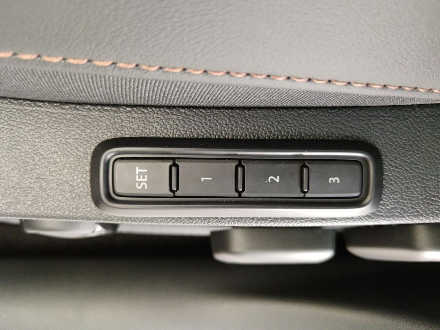 CUPRA Formentor 1.5 TSI e-Hybrid DSG 150 kW (204 CV) — photo 10