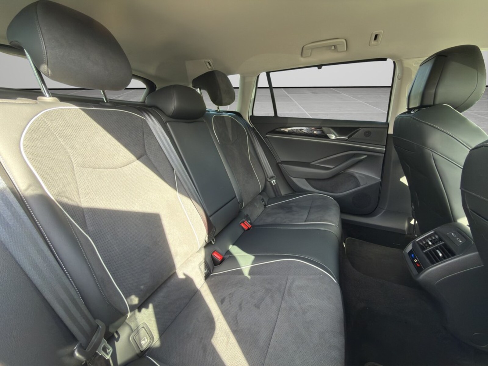 Volkswagen Passat – Bild 7