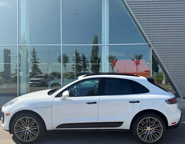 2023 Porsche Macan