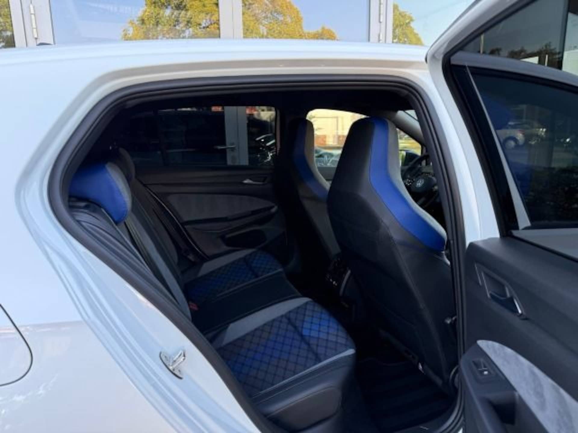 Volkswagen Golf R
