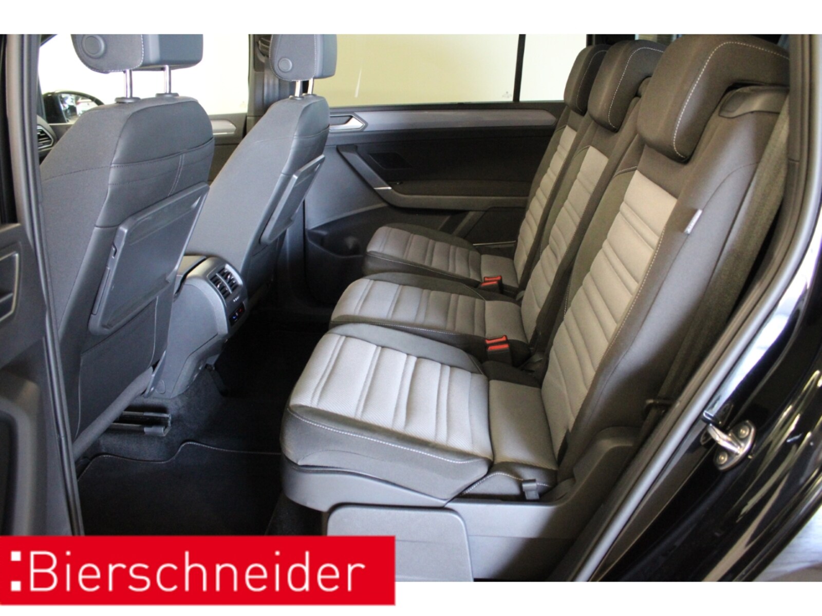 Volkswagen Touran – Bild 11