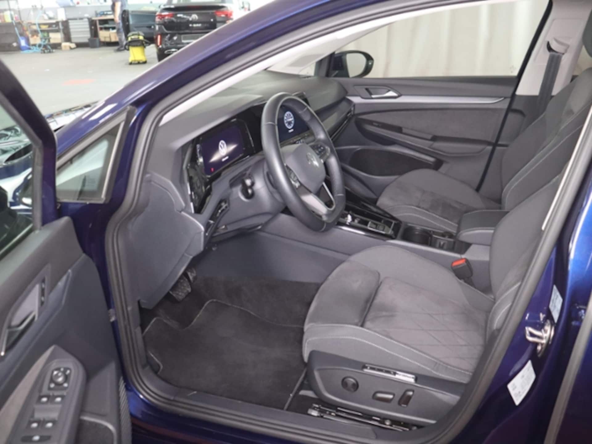 Volkswagen Golf Style