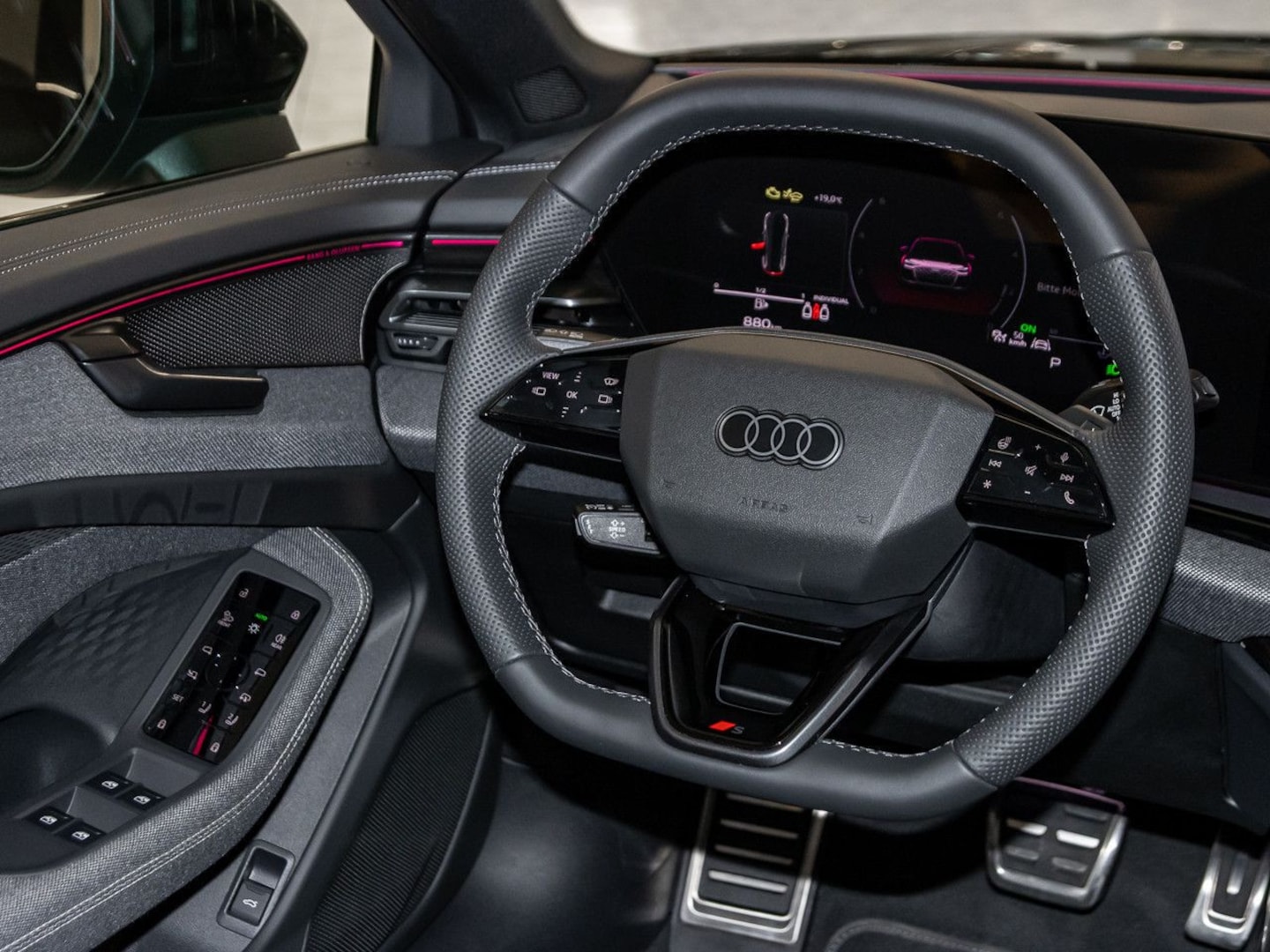 Bild über Audi A6 Avant edition one TDI quattro 150 kW S tronic - für weitere Informationen kontaktieren Sie den Audi Partner