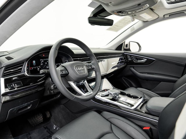2023 Audi Q8