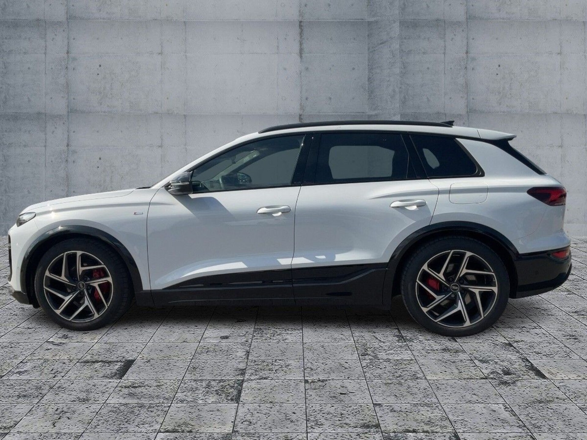 Audi Q6 SUV e-tron