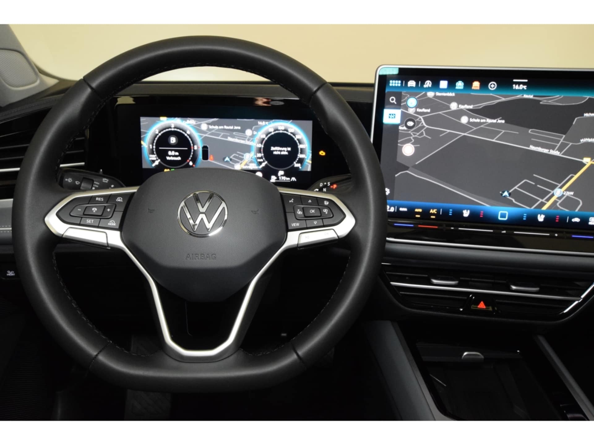 Volkswagen Passat Elegance