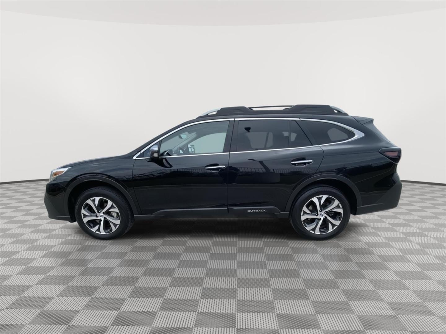 Used 2022 Subaru Outback Touring with VIN 4S4BTGPD6N3117116 for sale in Kansas City