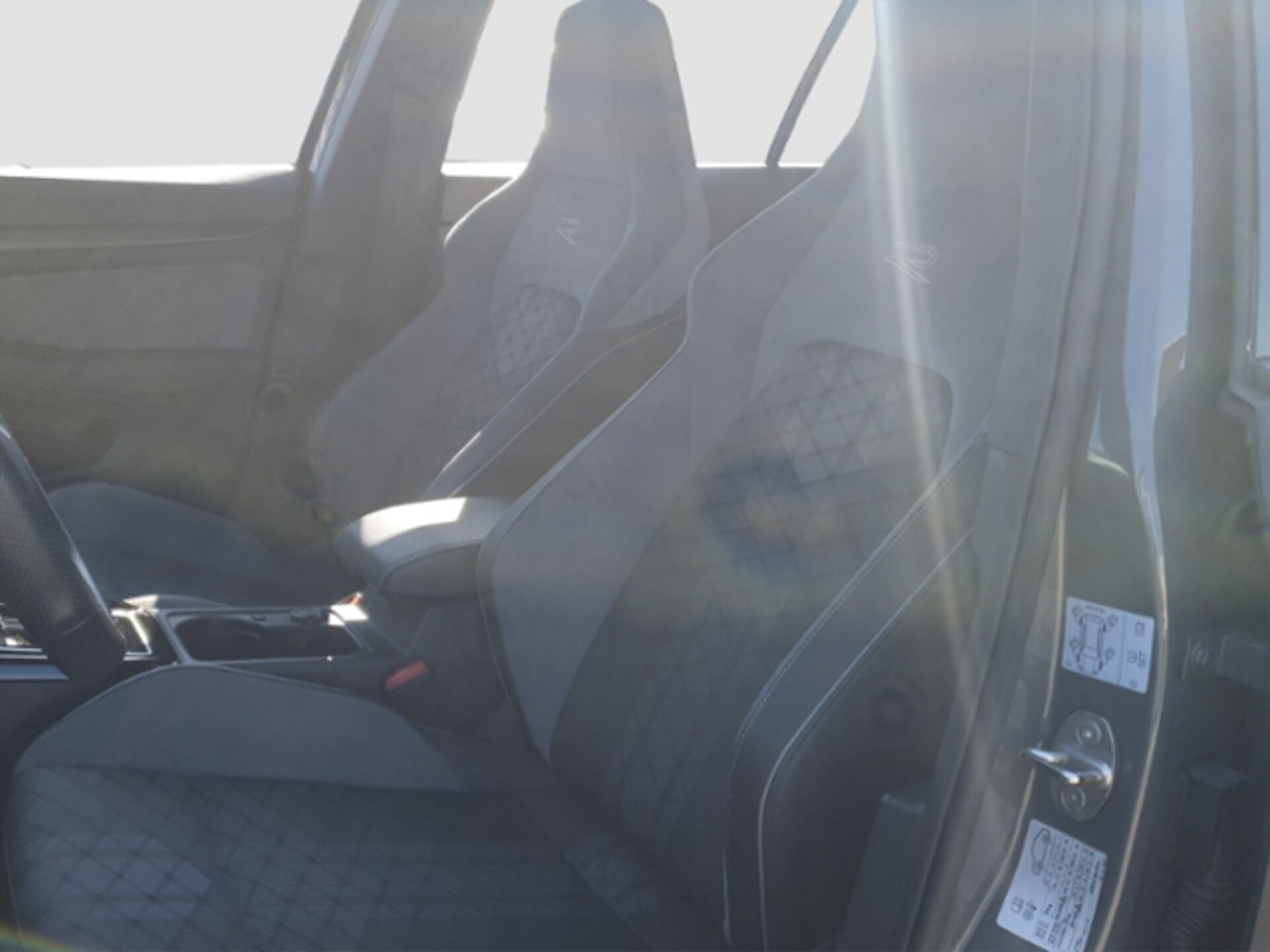 Volkswagen Golf Variant R-Line