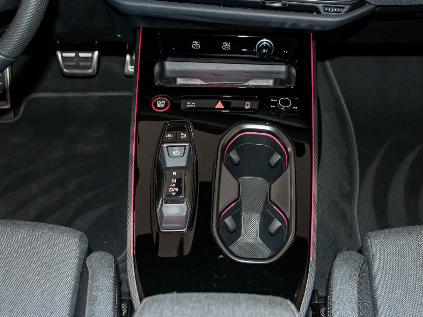 Bild über Audi A6 Avant edition one TDI quattro 150 kW S tronic - für weitere Informationen kontaktieren Sie den Audi Partner