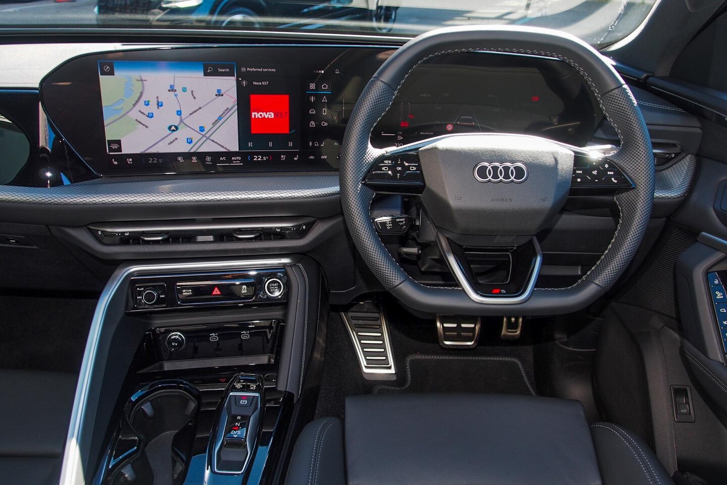 Image about Audi Q5 SUV TDI quattro 150 kW sport