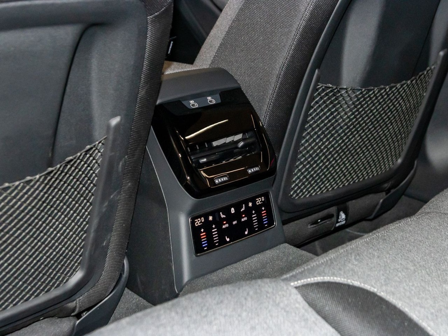 Bild über Audi A6 Avant edition one TDI quattro 150 kW S tronic - für weitere Informationen kontaktieren Sie den Audi Partner