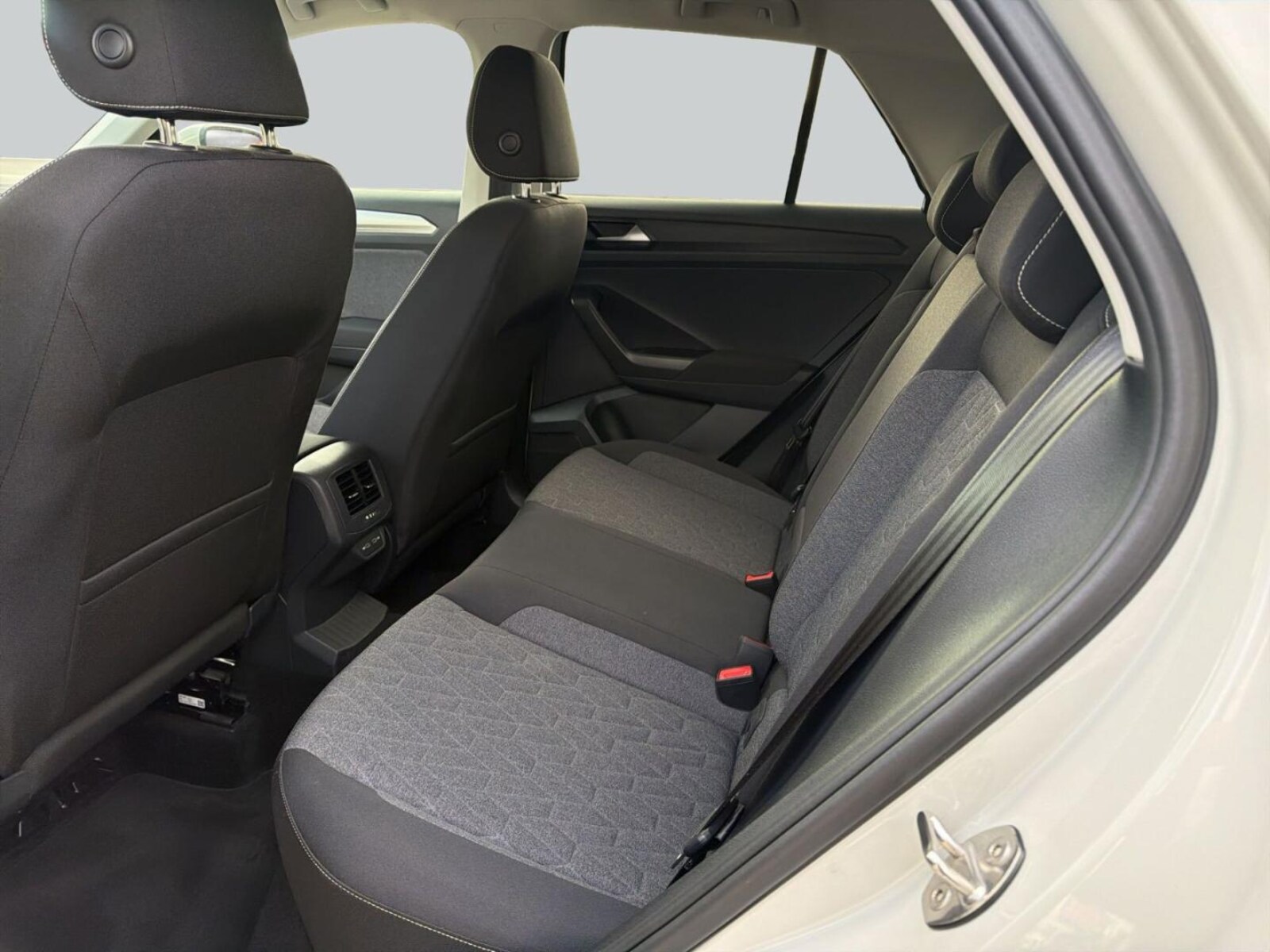 Volkswagen T-Roc – Bild 11