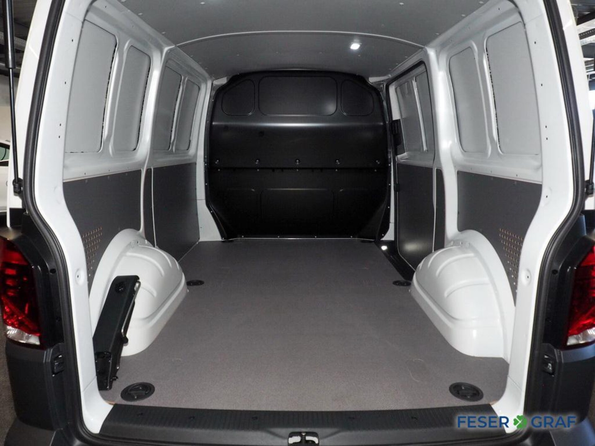 Volkswagen T6.1 Transporter Kasten kurzer Radstand