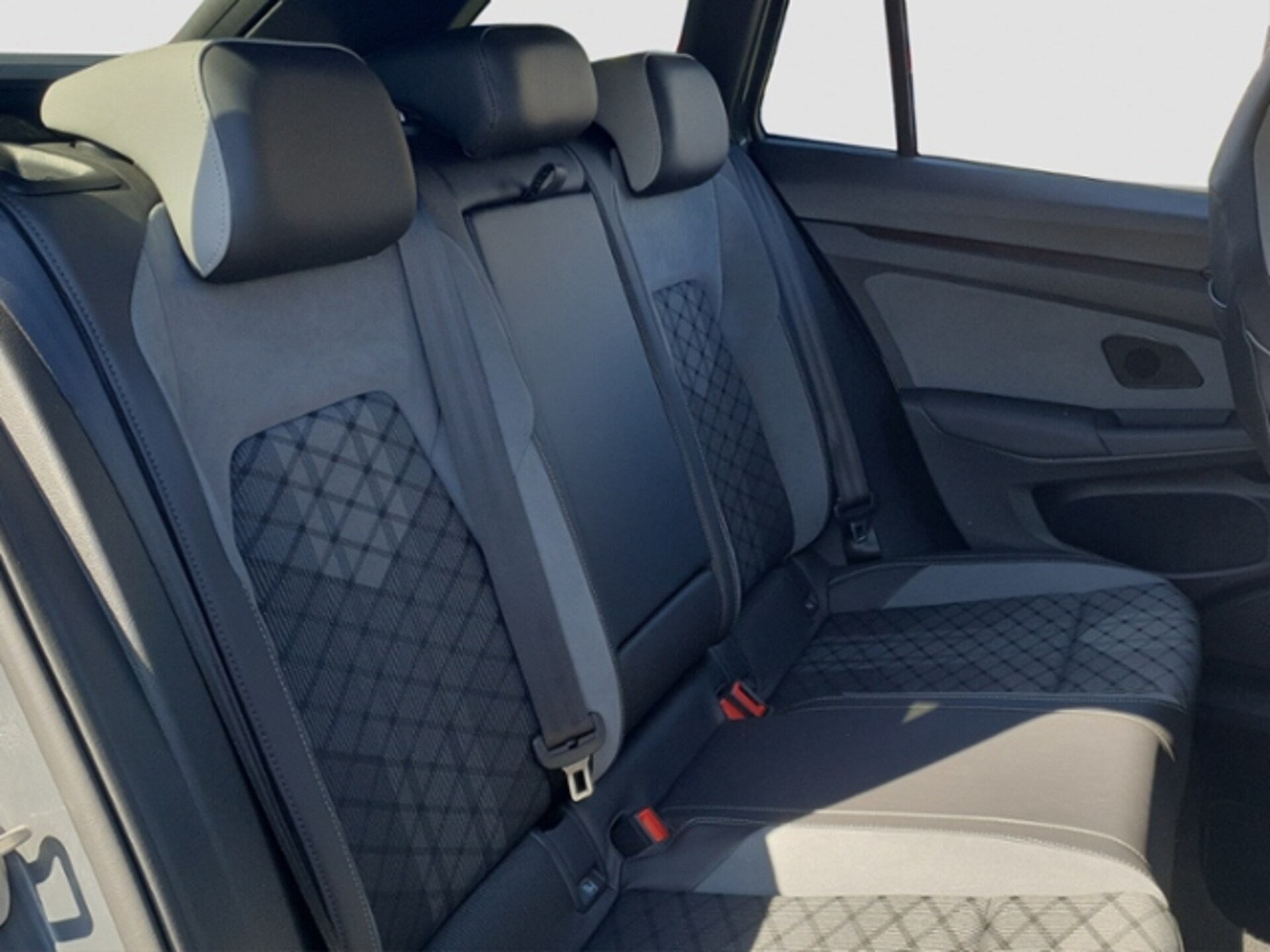 Volkswagen Golf Variant R-Line