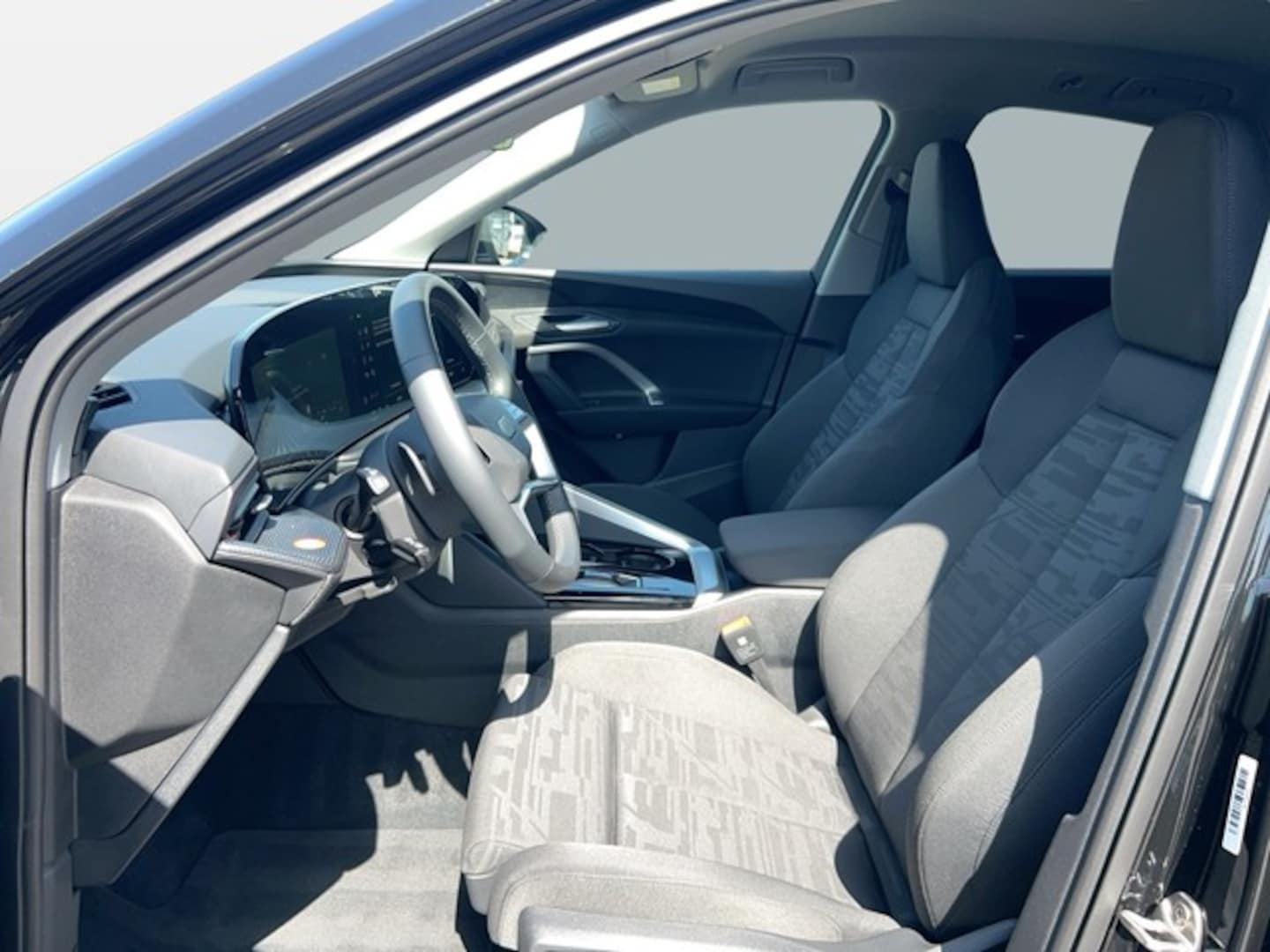 Bild über Audi Q5 Sportback TDI quattro 150 kW S tronic - für weitere Informationen kontaktieren Sie den Audi Partner