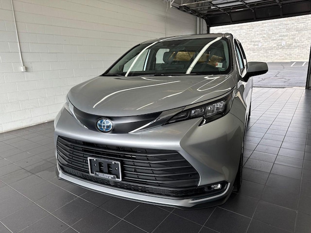 2025 Toyota Sienna