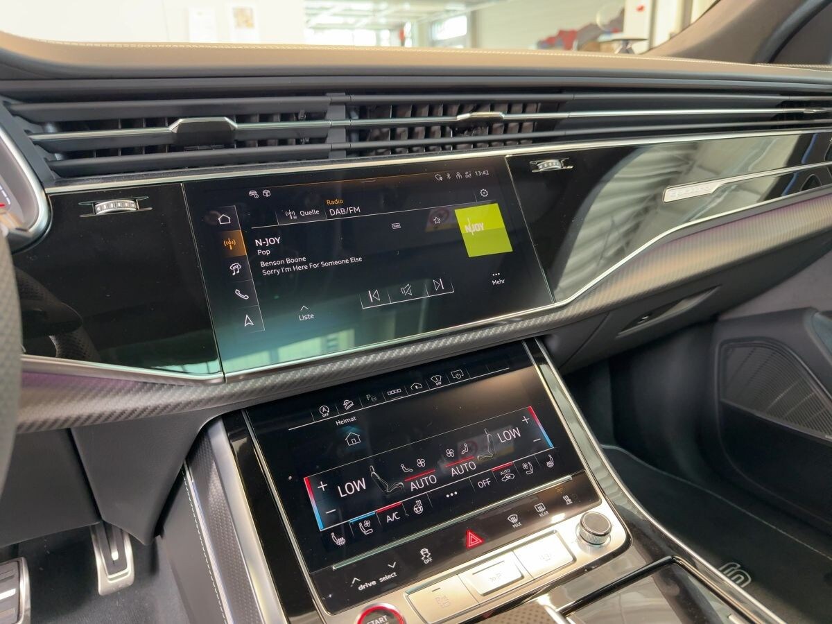 Image about Audi RS Q8 SUV RS Q8 SUV performance 471(640) kW(PS) tiptronic