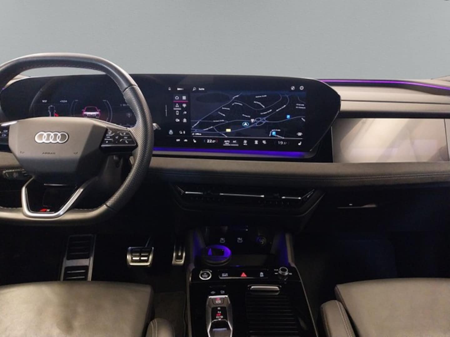 Bild über Audi Q6 SUV e-tron e-tron quattro - für weitere Informationen kontaktieren Sie den Audi Partner