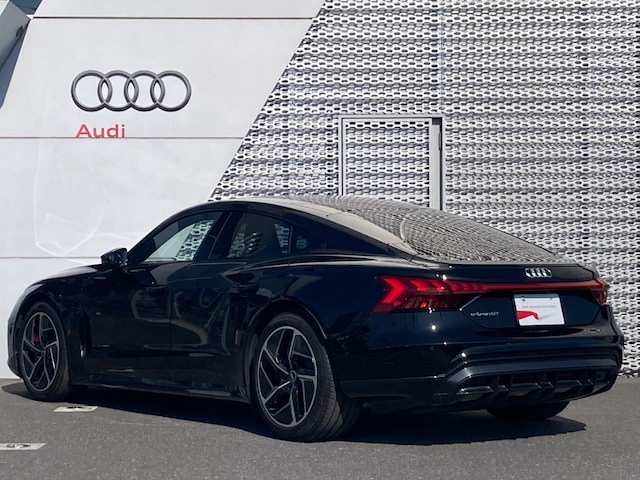 Audi e-tron GT e-tron GT quattro 350,00 kW for more details contact your dealer