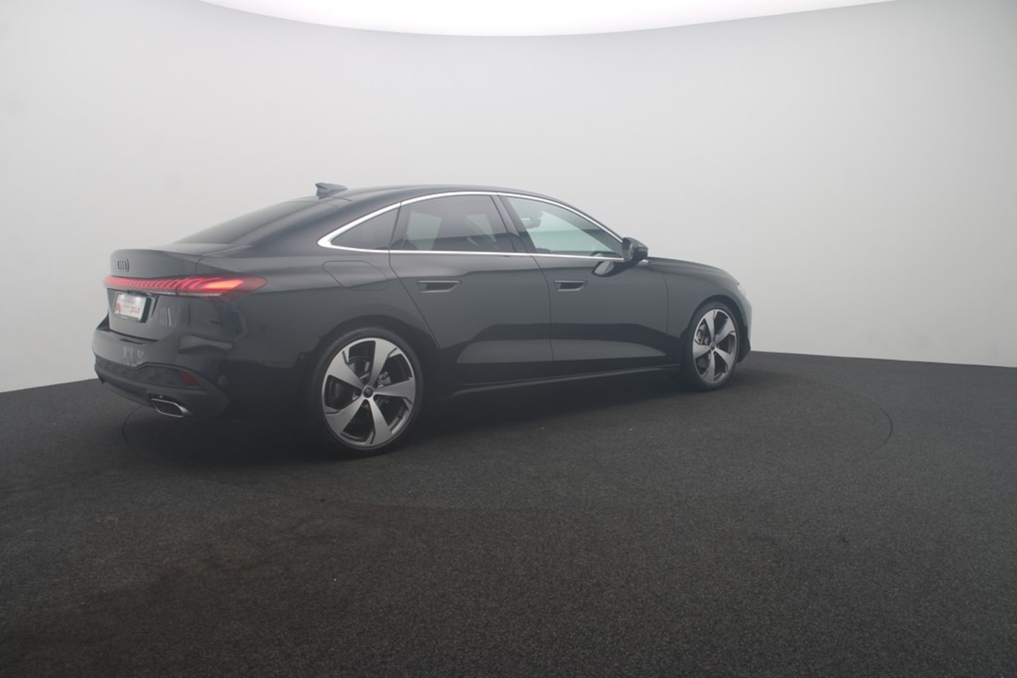 Bild über Audi A5 Limousine TFSI S tronic - für weitere Informationen kontaktieren Sie den Audi Partner