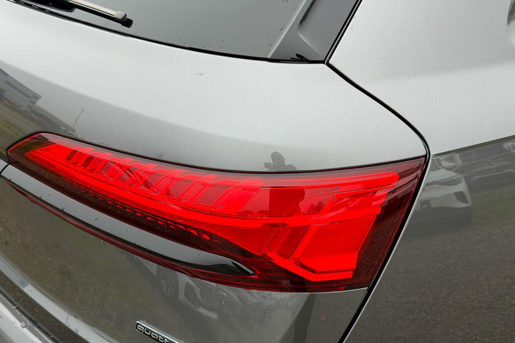 2025 Audi Q7 Premium Plus - Photo 7