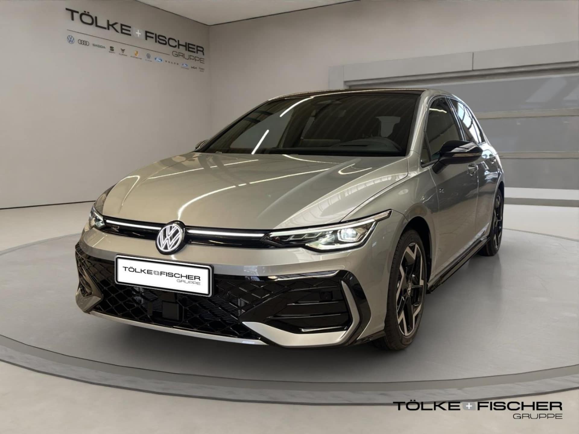 Volkswagen Golf R-Line