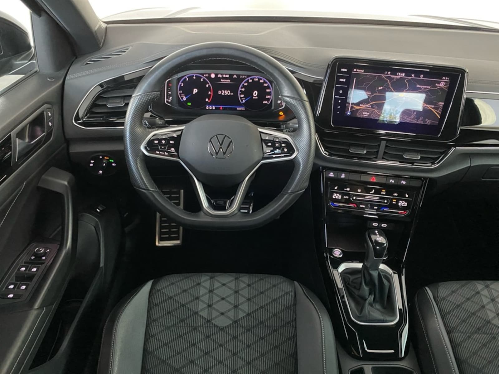 Volkswagen T-Roc – Bild 11