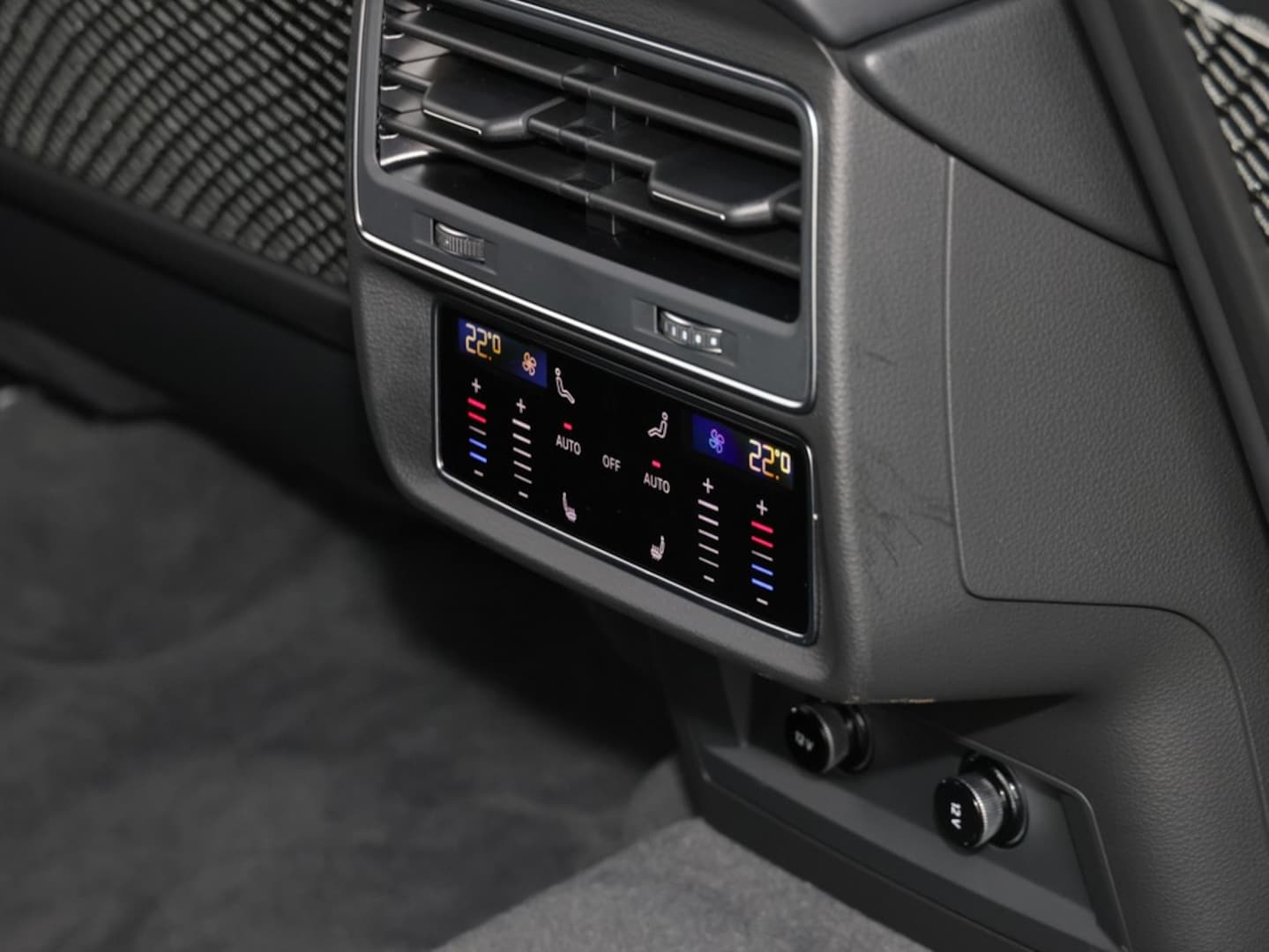 Bild über Audi Q7 SUV TDI quattro 170 kW tiptronic - für weitere Informationen kontaktieren Sie den Audi Partner