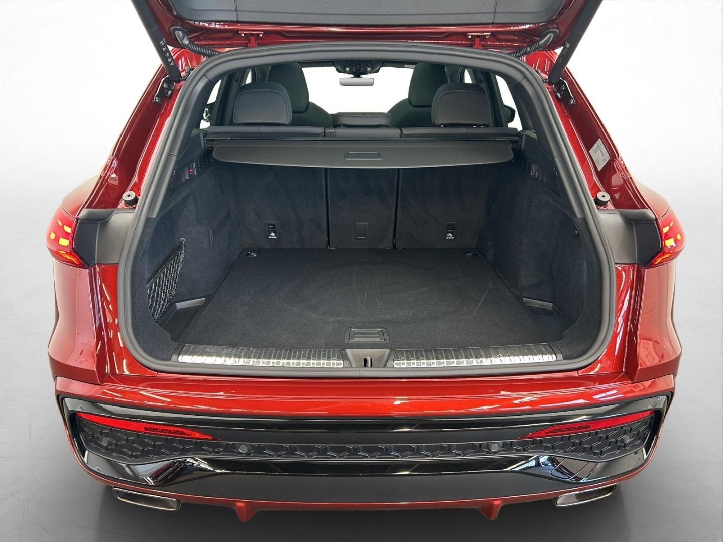 Bild über Audi Q5 SUV TFSI quattro 150 kW S tronic - für weitere Informationen kontaktieren Sie den Audi Partner