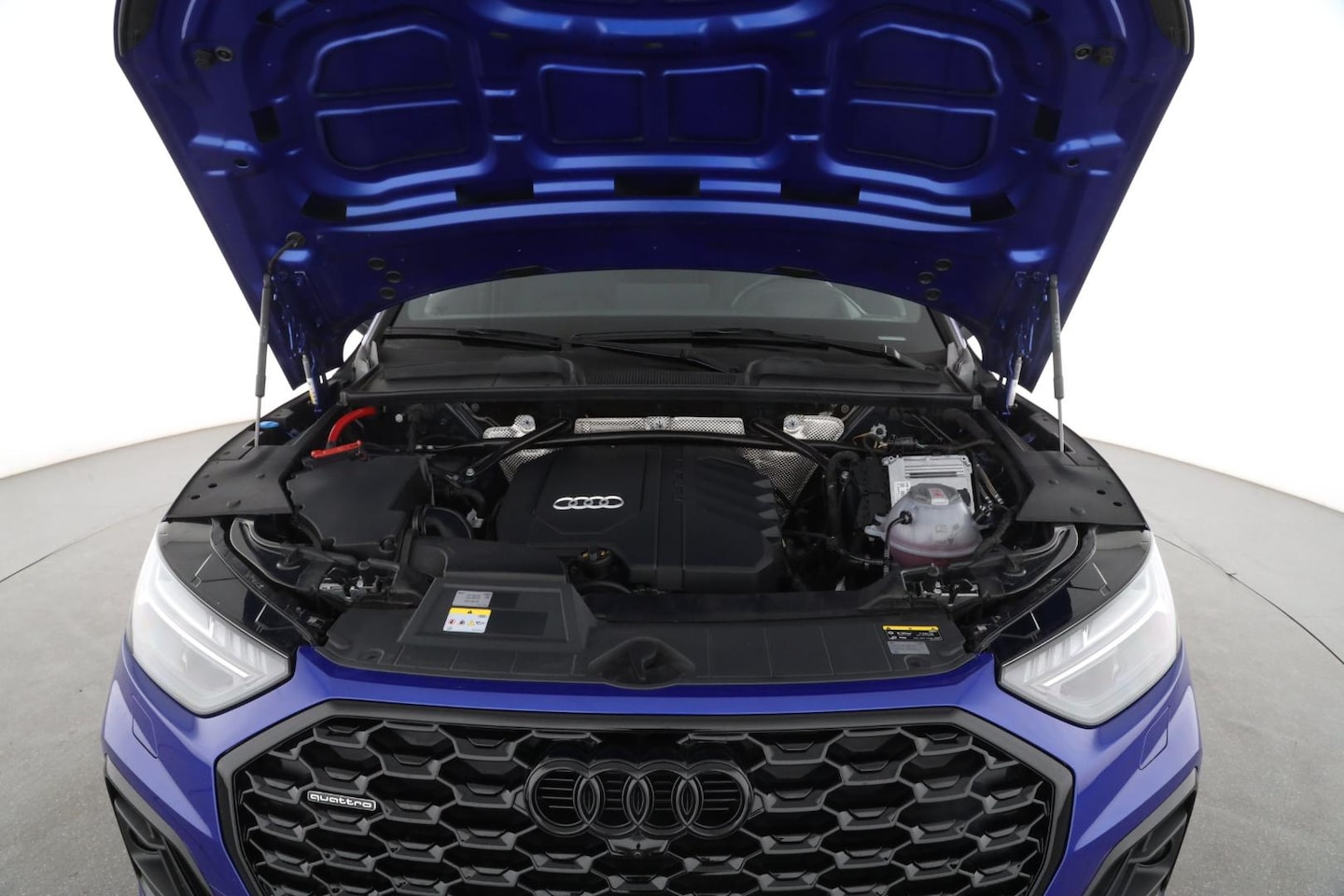 Bild über Audi Q5 Sportback 40 TFSI quattro S tronic - für weitere Informationen kontaktieren Sie den Audi Partner