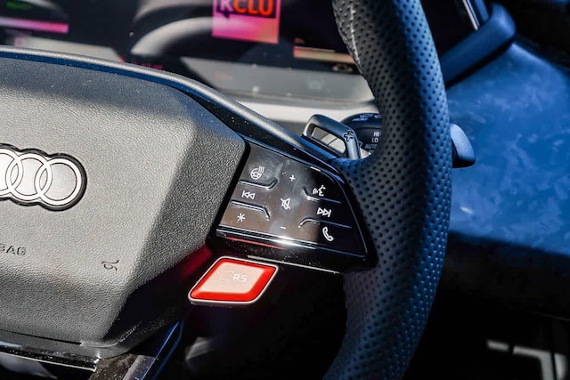 2026 Audi RS e-tron GT Performance Base - Photo 17