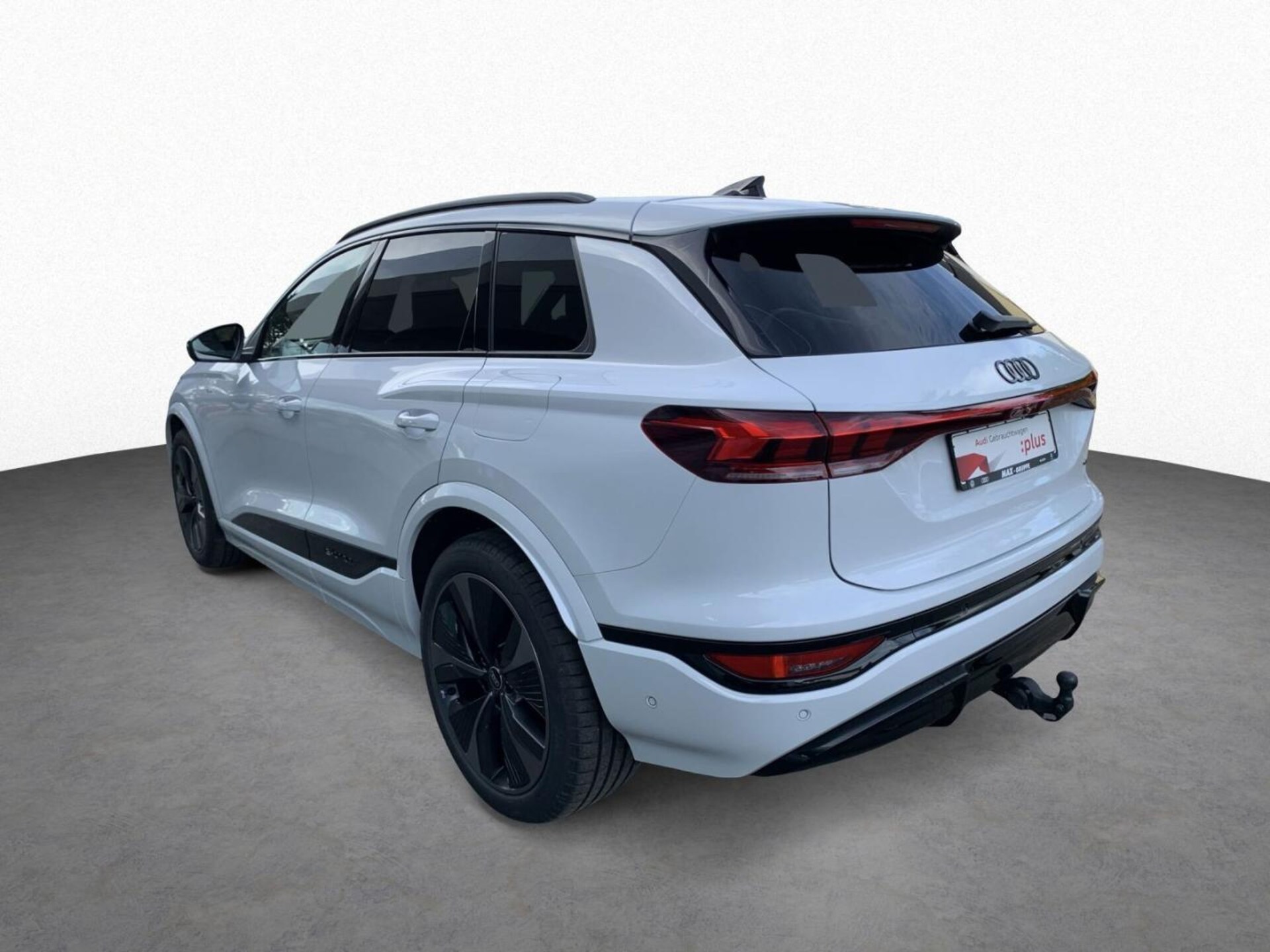 Audi Q6 SUV e-tron