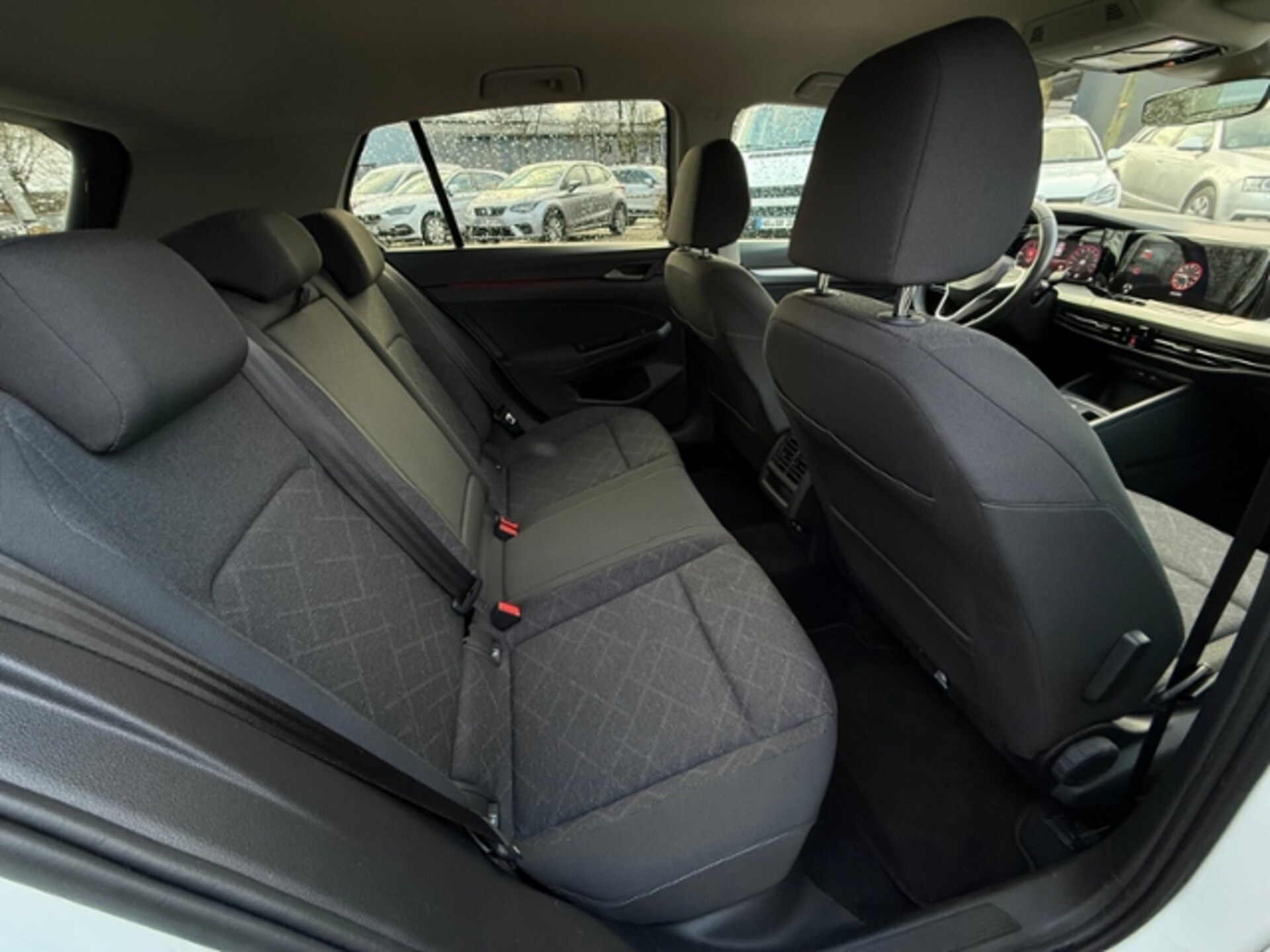 Volkswagen Golf Life