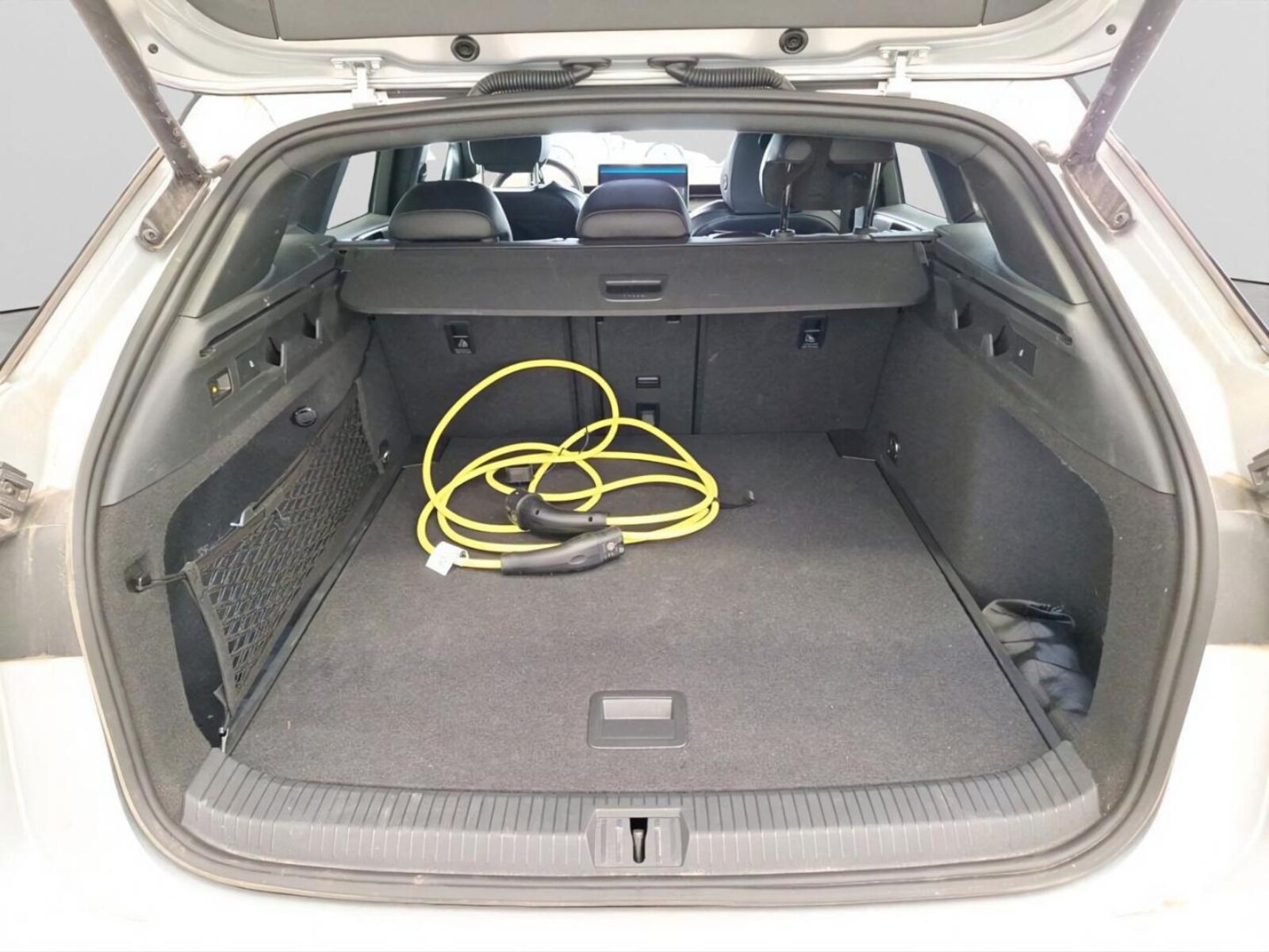 Volkswagen ID.7 Tourer – Bild 8