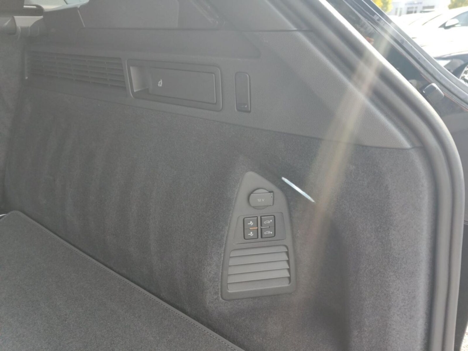 Volkswagen Touareg – Bild 18