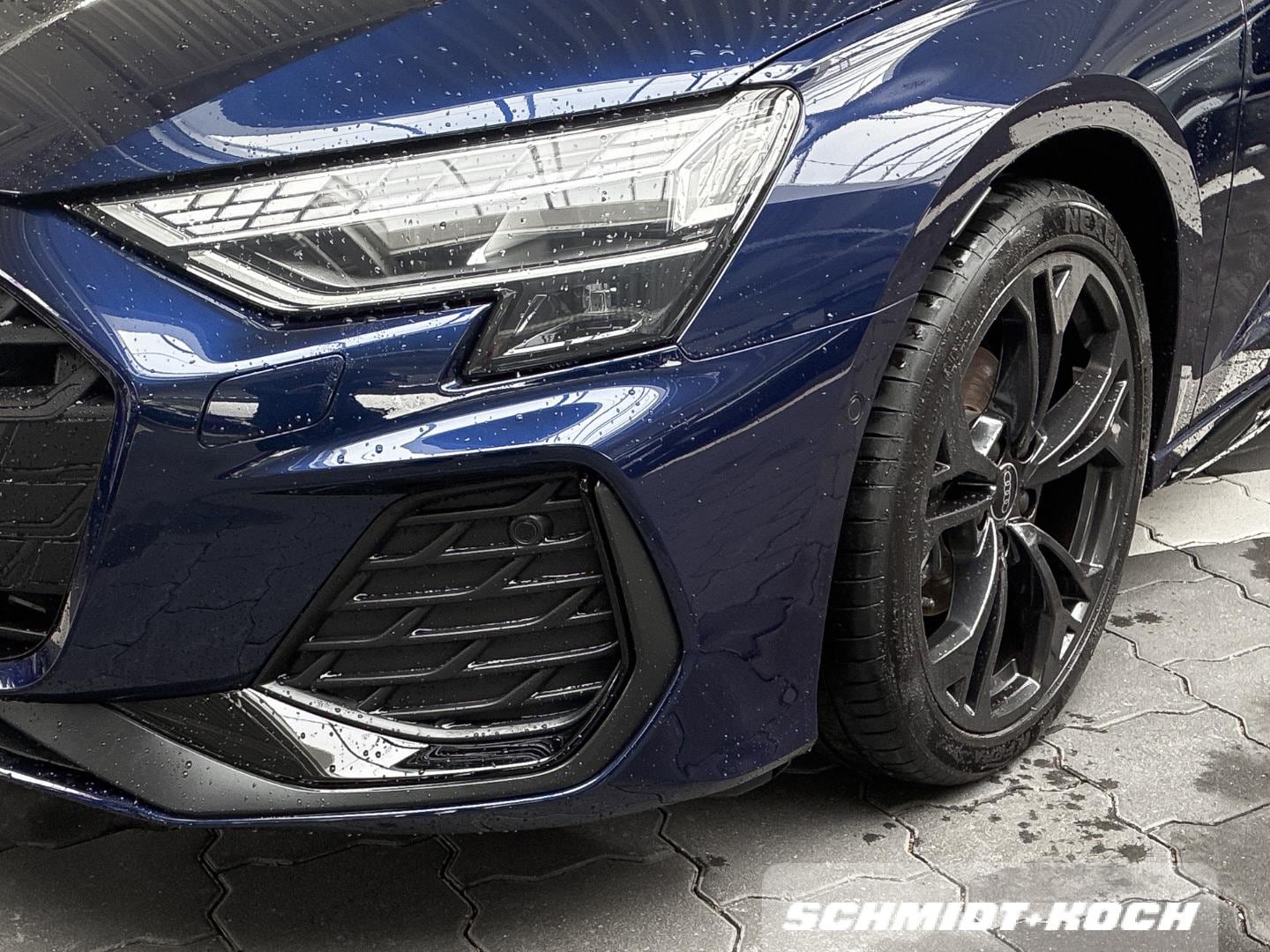 Bild über Audi A3 Sportback S line 30 TFSI S tronic - für weitere Informationen kontaktieren Sie den Audi Partner
