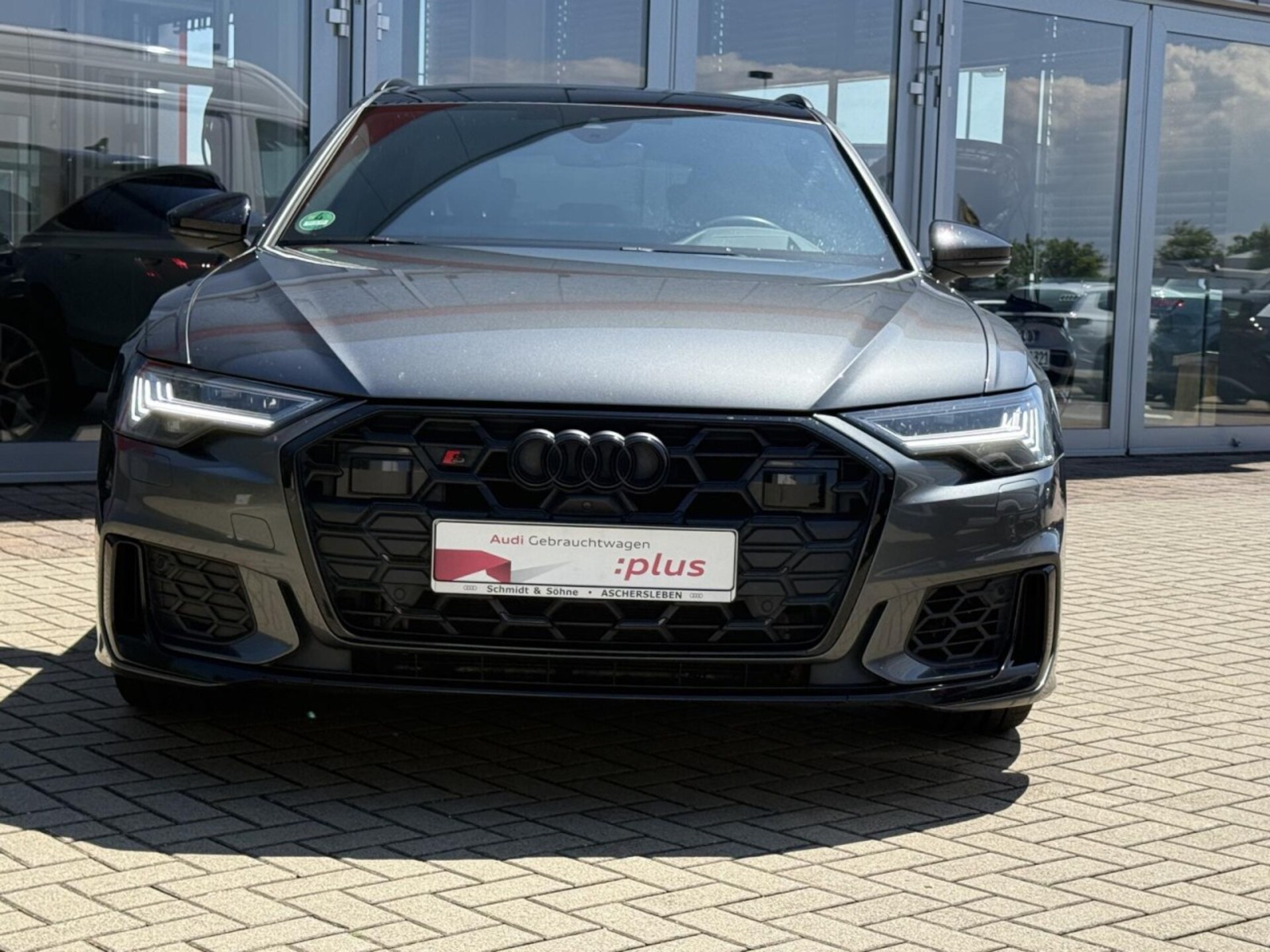 Audi S6 Avant