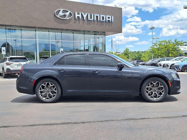 2017 Chrysler 300
