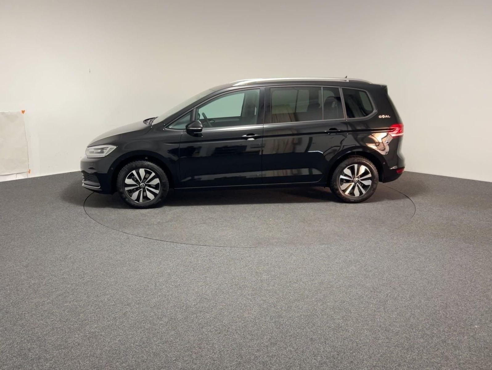 Volkswagen Touran – Bild 5