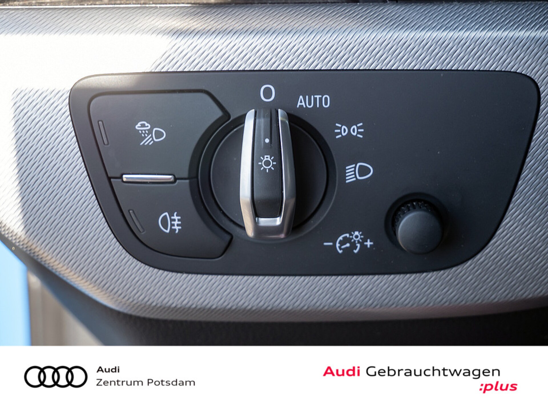 Audi A4 Avant S line