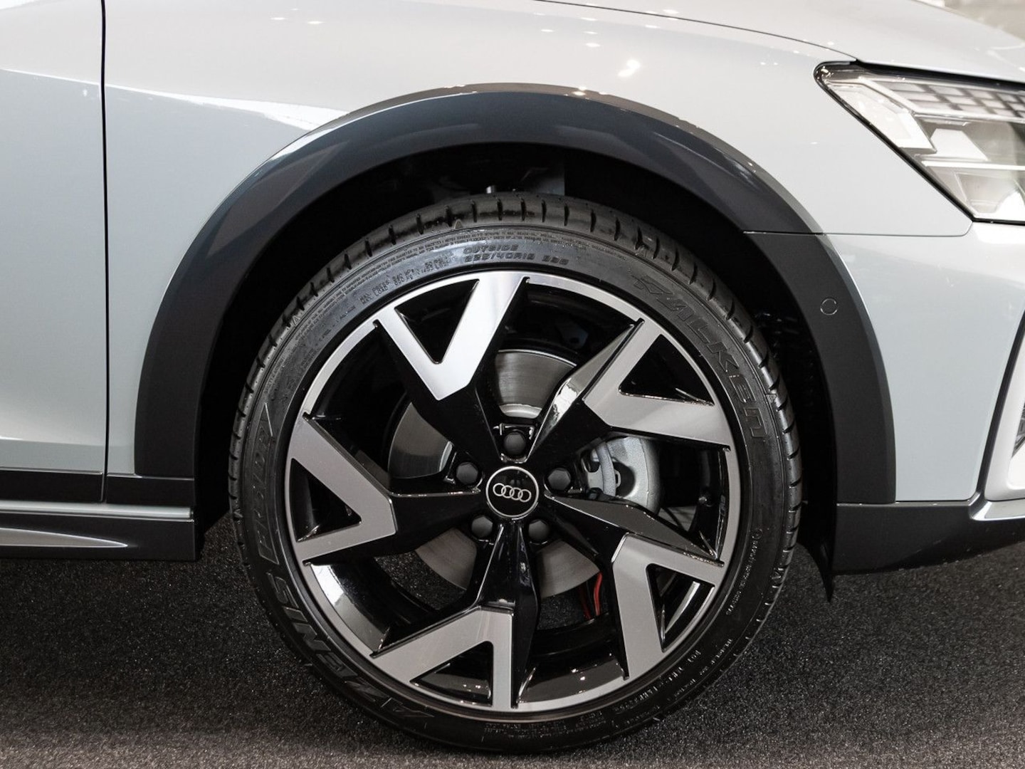 Bild über Audi A3 allstreet TFSI quattro S tronic - für weitere Informationen kontaktieren Sie den Audi Partner