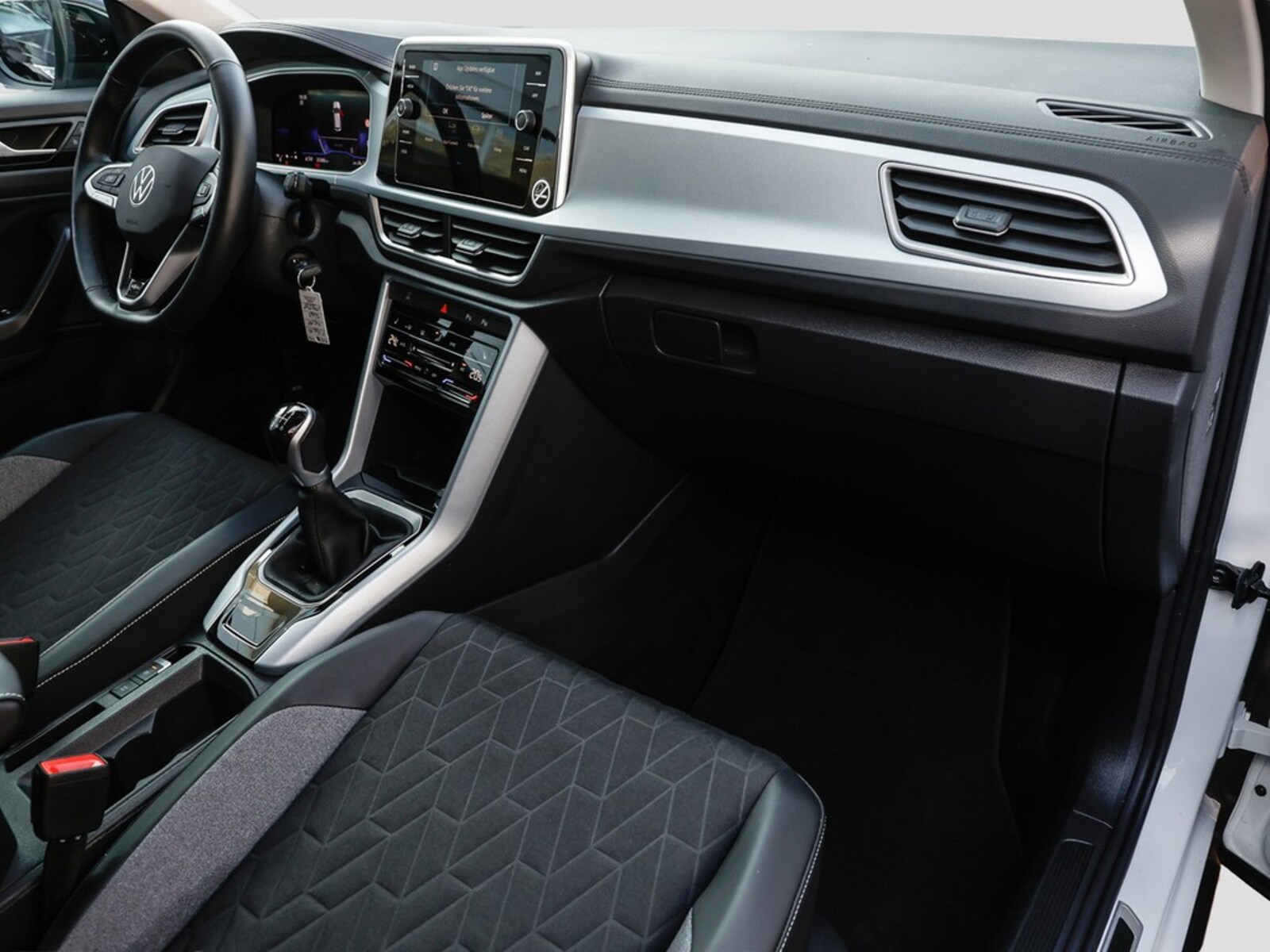 Volkswagen T-Roc – Bild 8
